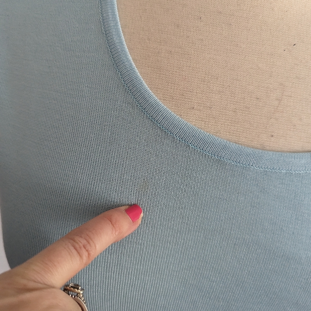 Women's Ming Wing Sky Blue Round Scoop Neck Tank Medium Professional - Picture 6 of 7